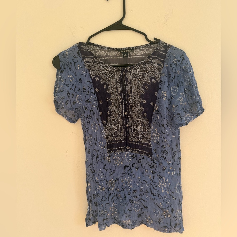 Lucky Brand Blue Paisley Women's Top